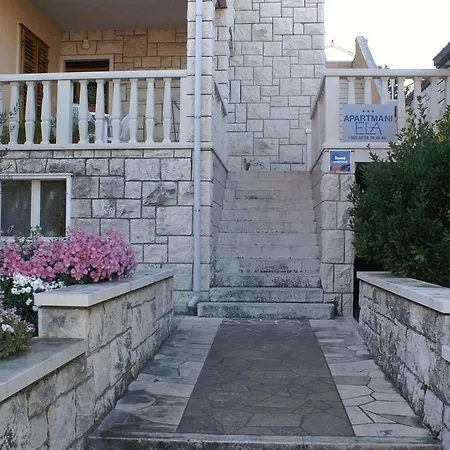 739d Διαμέρισμα Postira
